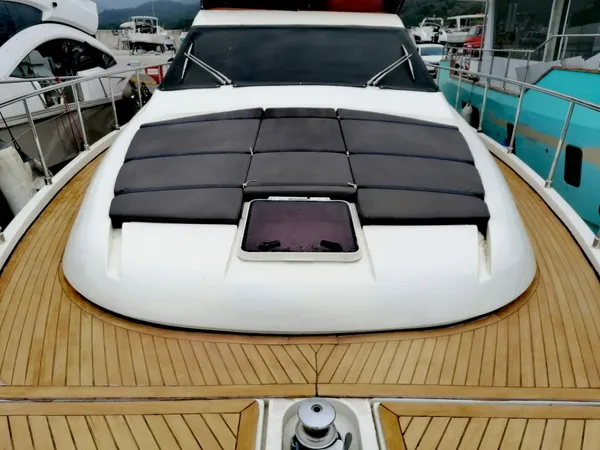 Antalya Yat Kiralama 19m Ferretti 550